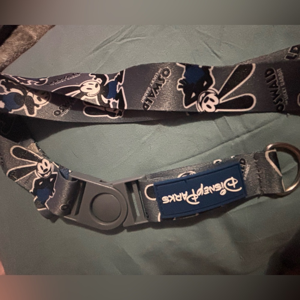 Disney Oswald The Lucky Rabbit Lanyard - Blue and Black